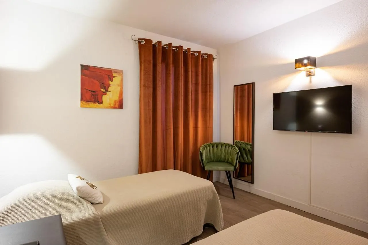 Hôtel l'Amandière Saint-Rémy-de-Provence Hotel