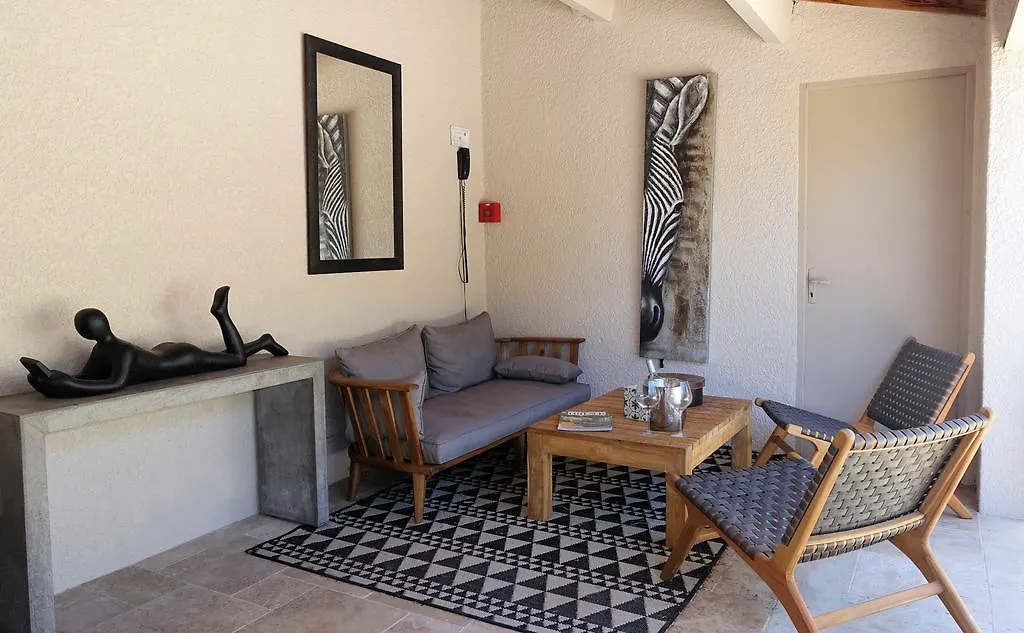 Hotel Hôtel l'Amandière Saint-Rémy-de-Provence